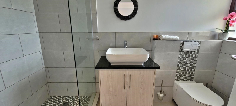 Bedroom Property for Sale in The Hill Western Cape